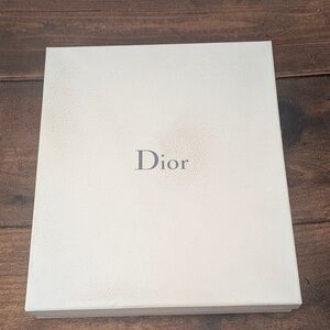 Dior Empty Box Gift Packaging Storage Display White SquareW/Dior gift wrap paper